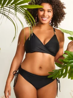 Bikini incrociato con dettaglio gioiello