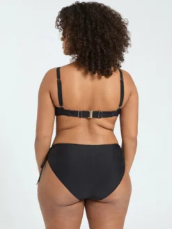 Bikini incrociato con dettaglio gioiello