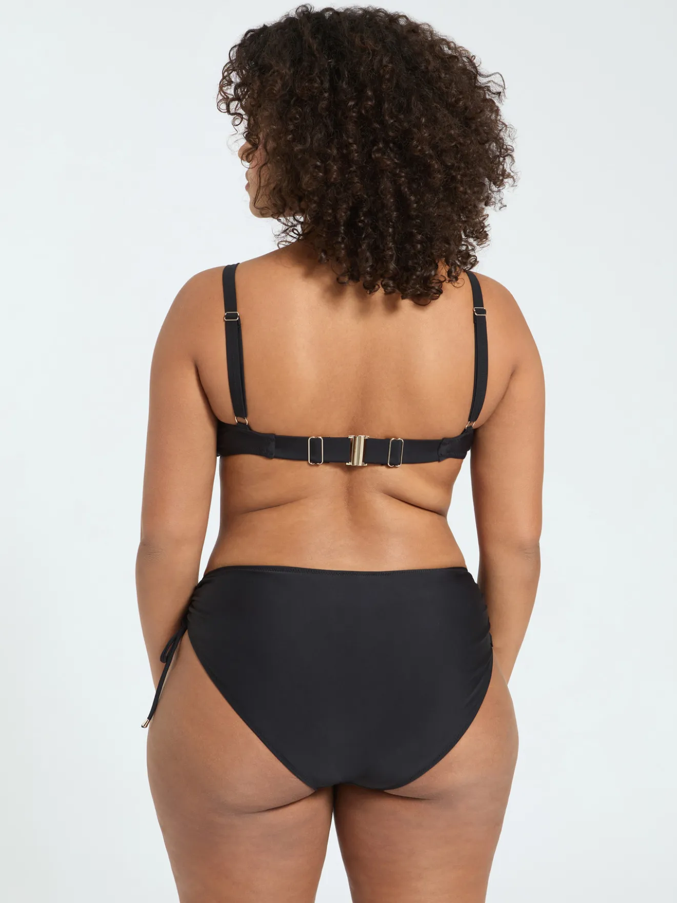 Bikini incrociato con dettaglio gioiello