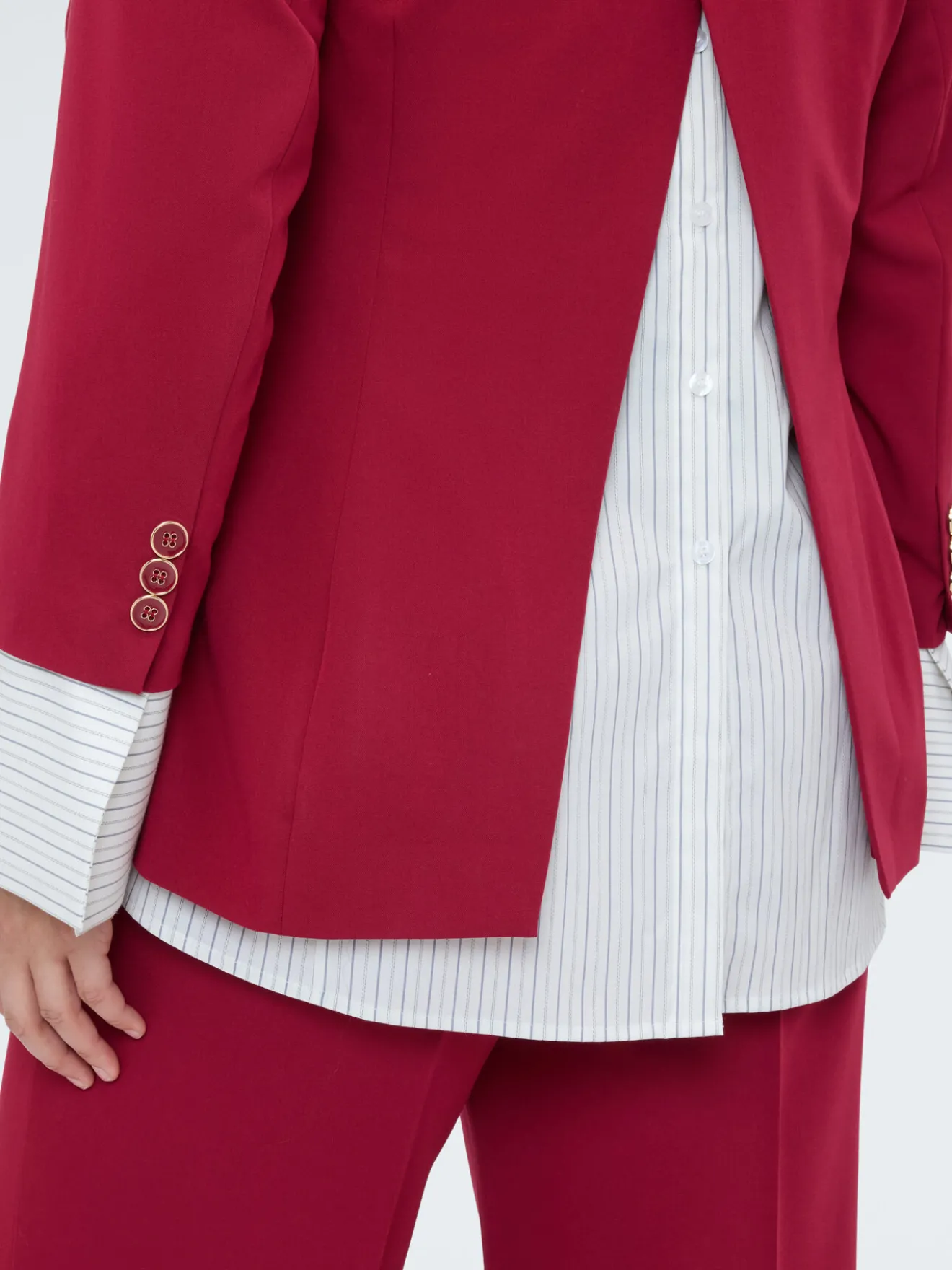 Blazer con polsino effetto camicia staccabile