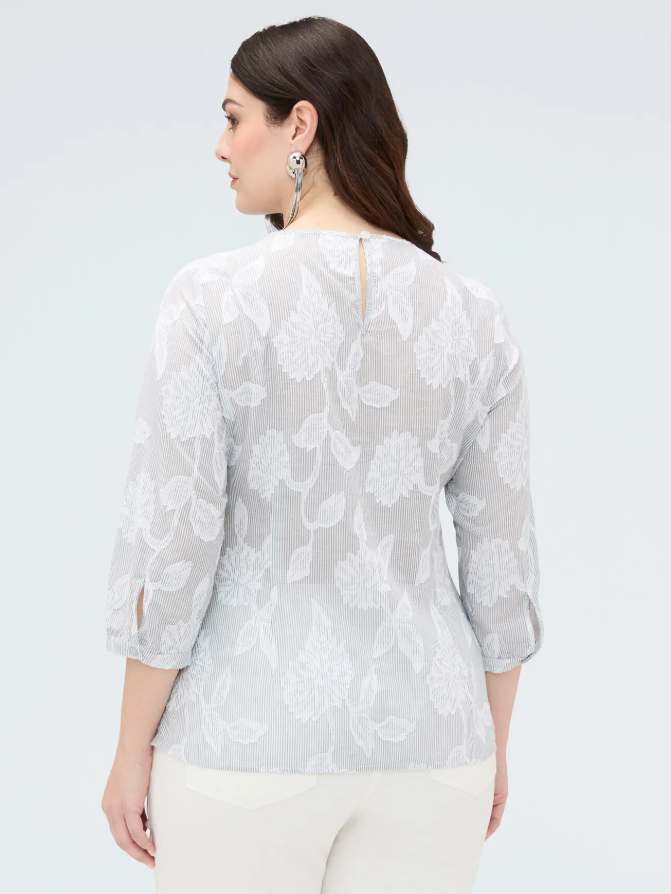 Blusa in cotone jacquard con ricamo floreale