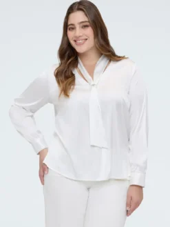 Blusa in raso con cravatta