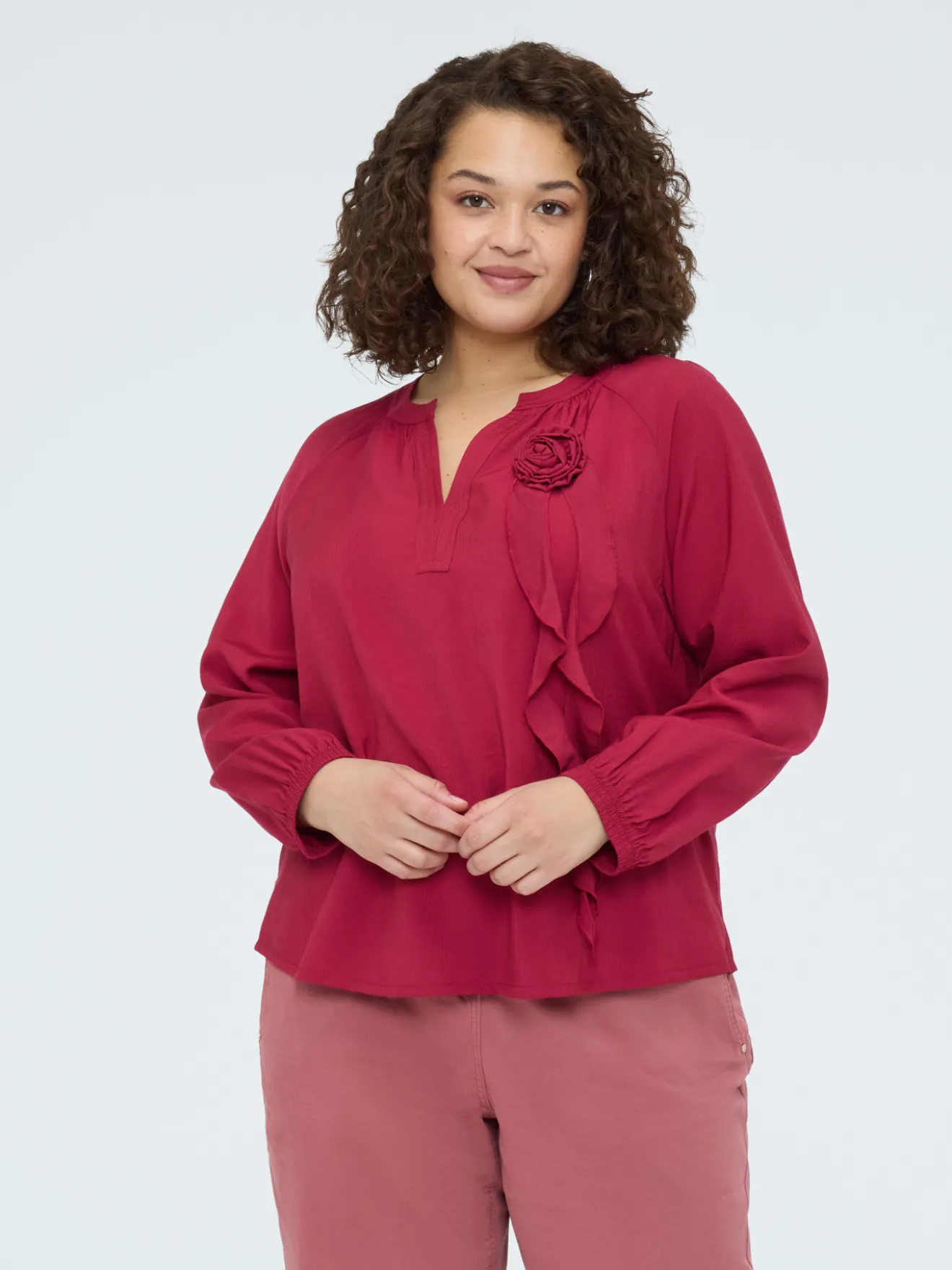 Blusa in viscosa con rosellina