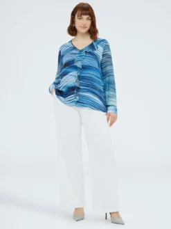 Blusa in viscosa stampata con volant