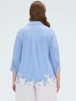 Camicia a righe in cotone con dettaglio macramè