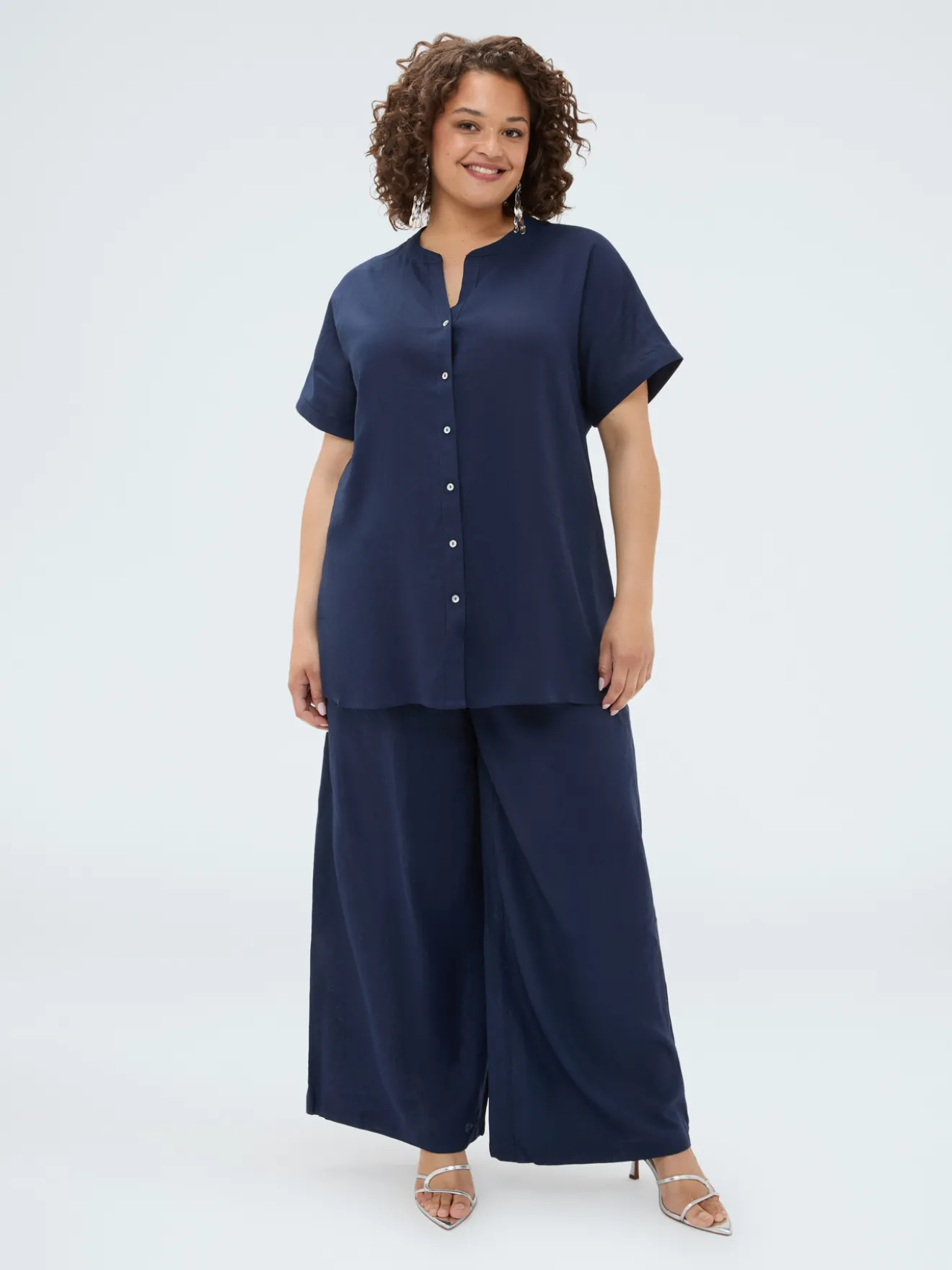 Camicia collo coreana in misto lino