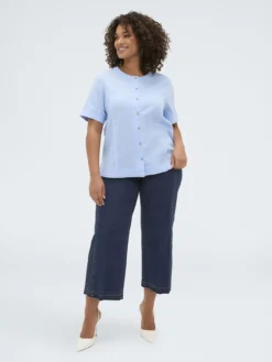 Camicia girocollo in misto lino e viscosa