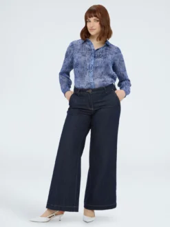 Camicia in creponne con stampa lettering