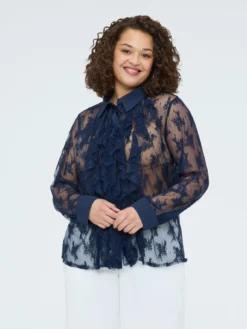 Camicia in pizzo con ruches