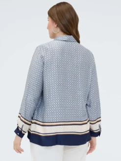 Camicia in raso con stampa geometrica