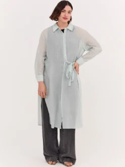 Camicia lunga con laccetti