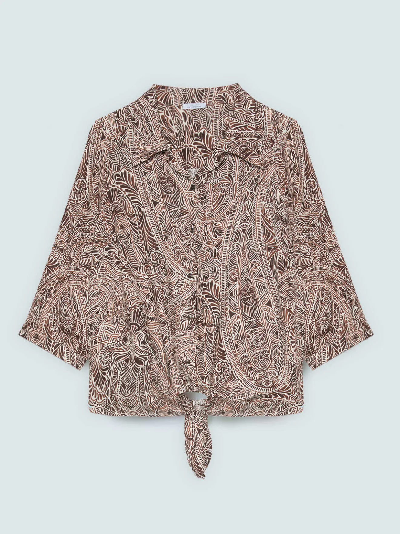 Camicia stampata con nodo