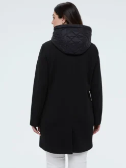 Cappotto in scuba con davantino rimovibile