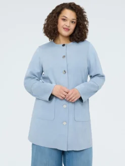 Cappotto soft touch con bottoni