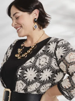 Cardigan in crochet