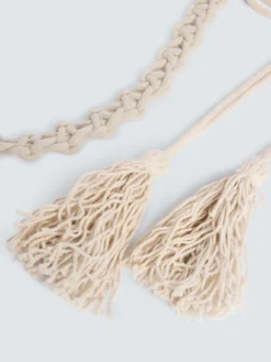 Cintura in corda intrecciata con anelli