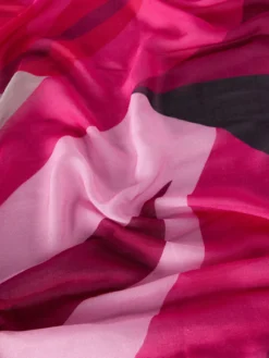 Foulard lungo con stampa colorata