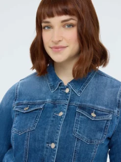 Giacca in denim con cappuccio in felpa staccabile