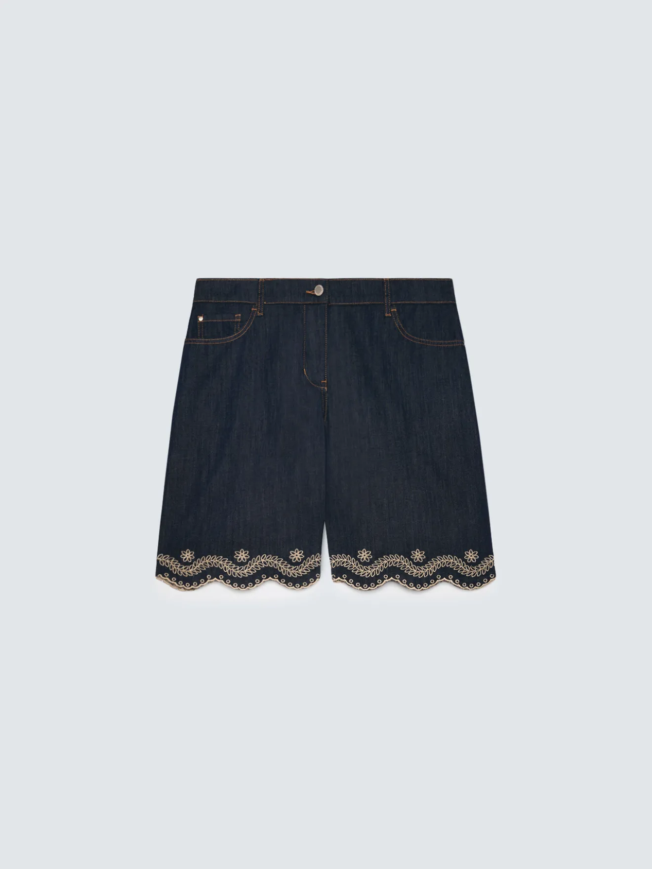 Jeans bermuda con ricamo san gallo