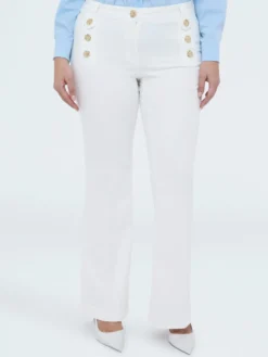 Jeans Flare con bottoni decorativi