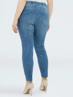 Jeans Skinny con ricamo macramè