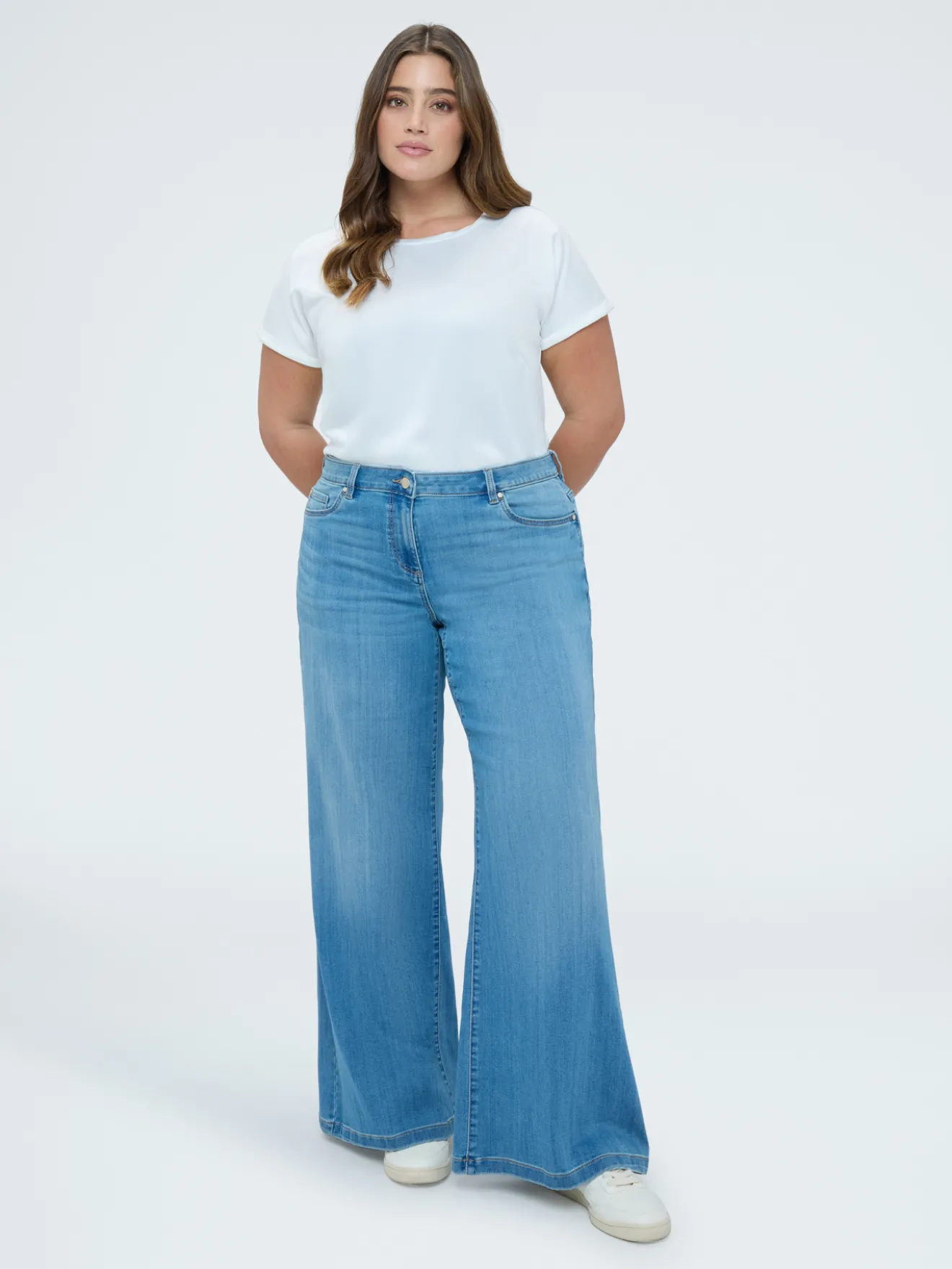 Jeans Wide Leg lavaggio light blue