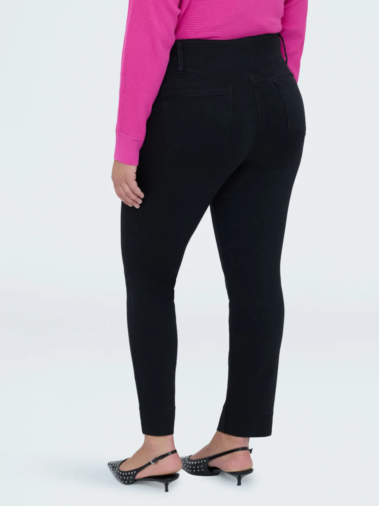 Jeggings in denim black con bottoni decorativi