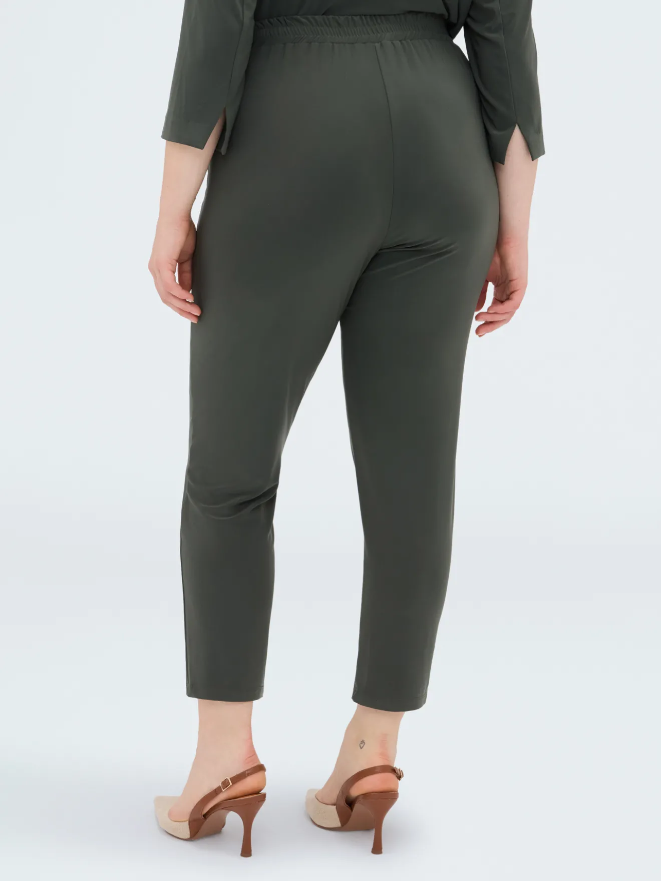 Joggers in jersey