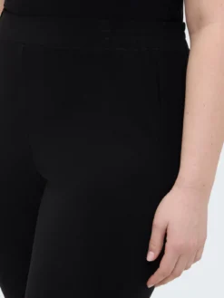 Joggers in jersey