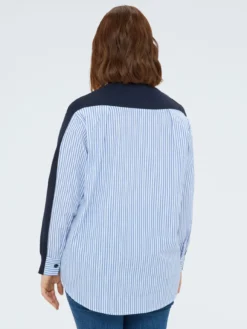 Maglia scollo a V con inserti a righe