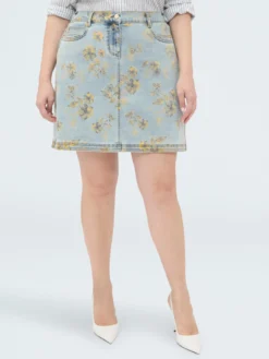 Minigonna in denim con stampa floreale