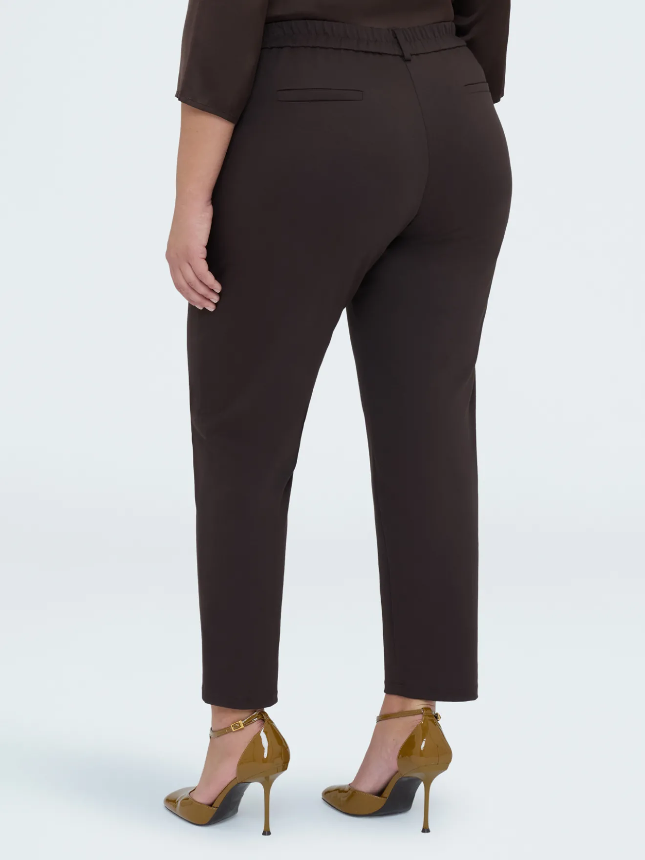 Pantaloni Carrot Fit in Punto Milano