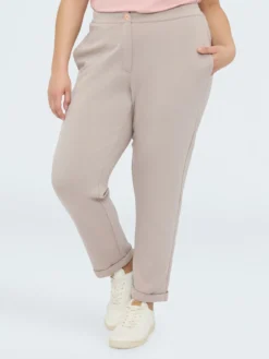 Pantaloni Carrot Fit in tessuto stretch