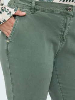 Pantaloni Chino in cotone