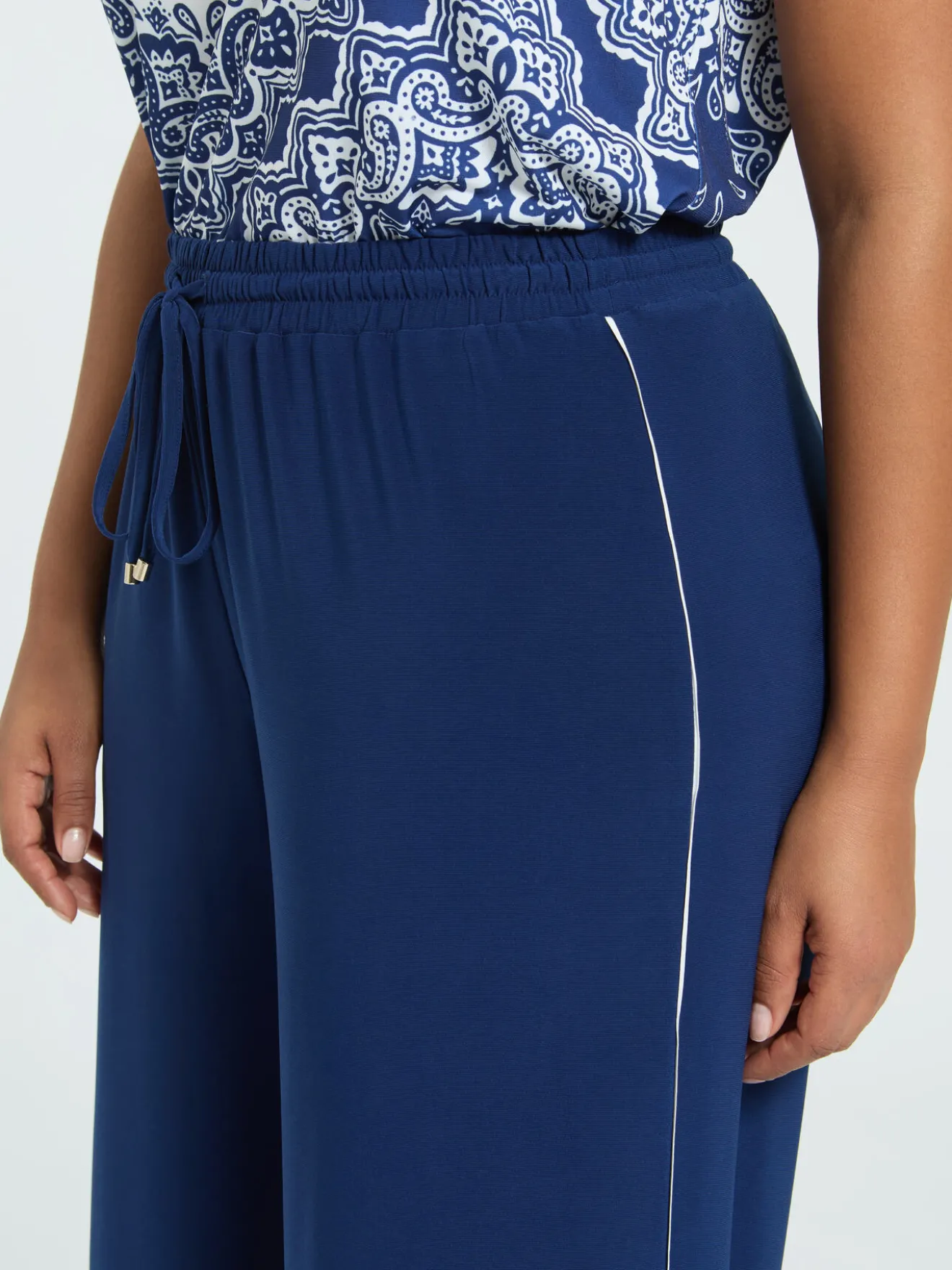 Pantaloni cropped in jersey