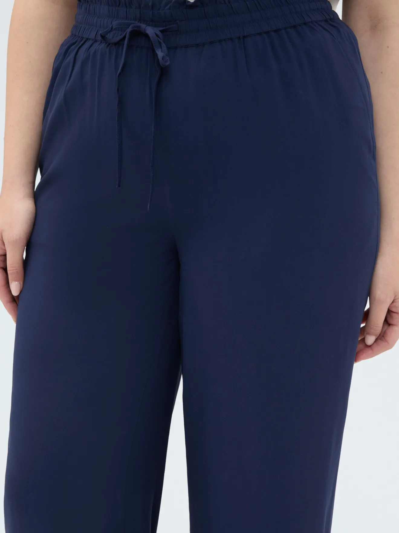 Pantaloni Wide Leg con dettaglio ajour