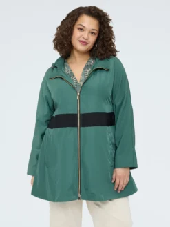 Parka con fascia a contrasto