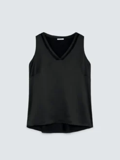 Top con scollo V e dettaglio in pizzo