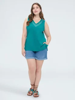 Top in cotone con strass