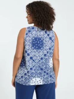 Top in jersey con stampa bandana