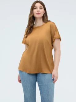 Top in raso con dettagli sfrangiati
