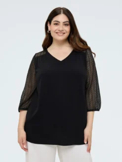 T-shirt bimaterica con maniche crochet