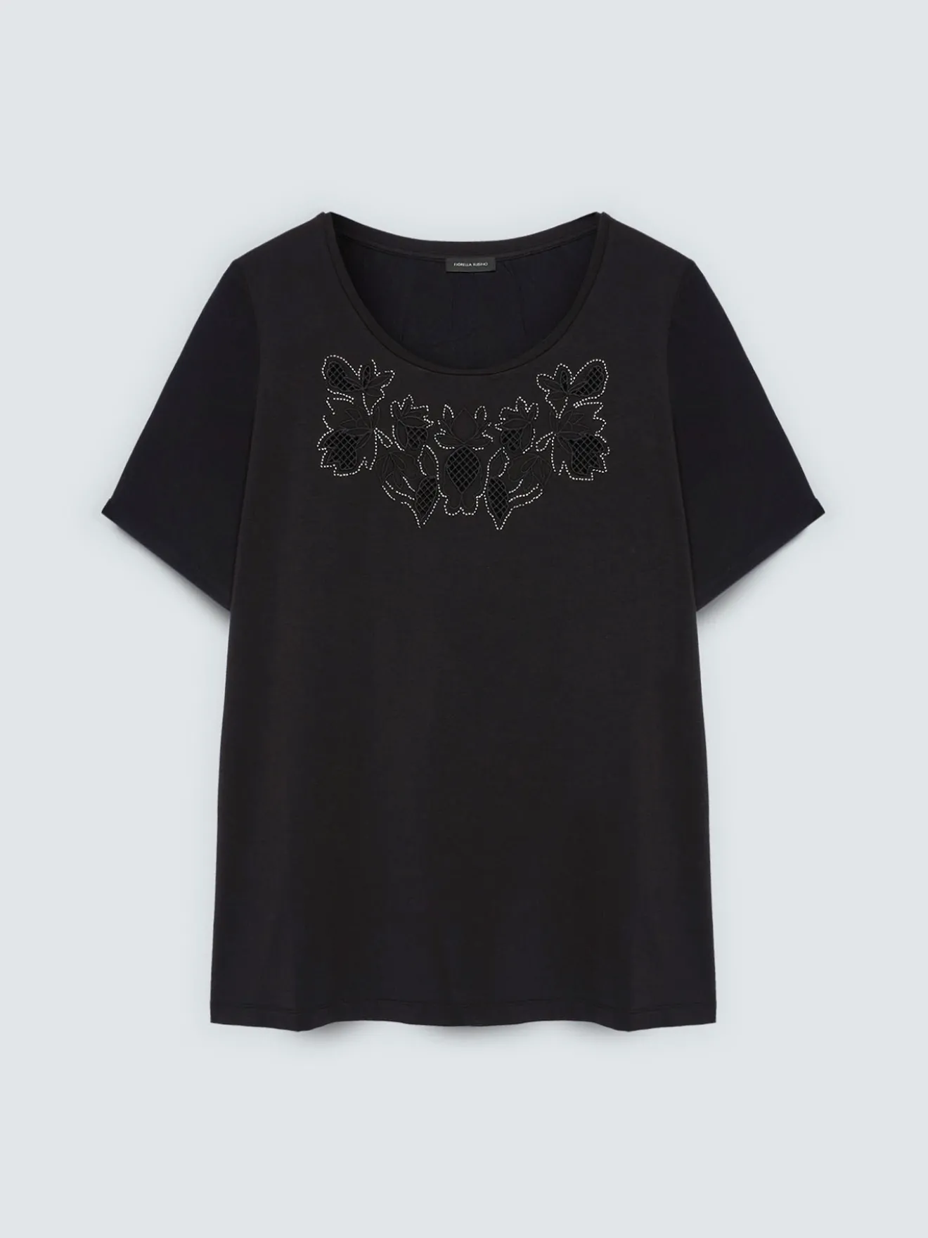 T-shirt bimaterica con ricamo floreale