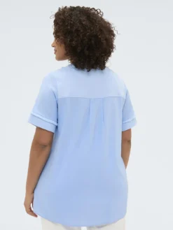 T-shirt bimaterica in misto lino