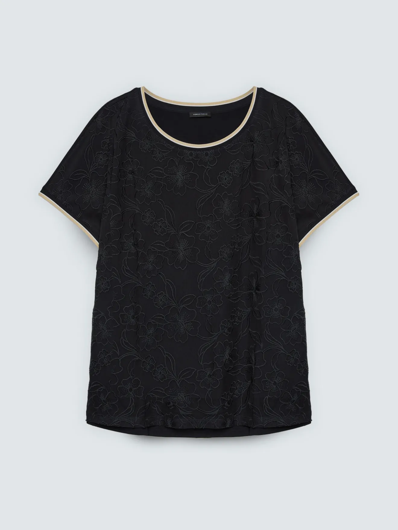 T-shirt con ricamo floreale