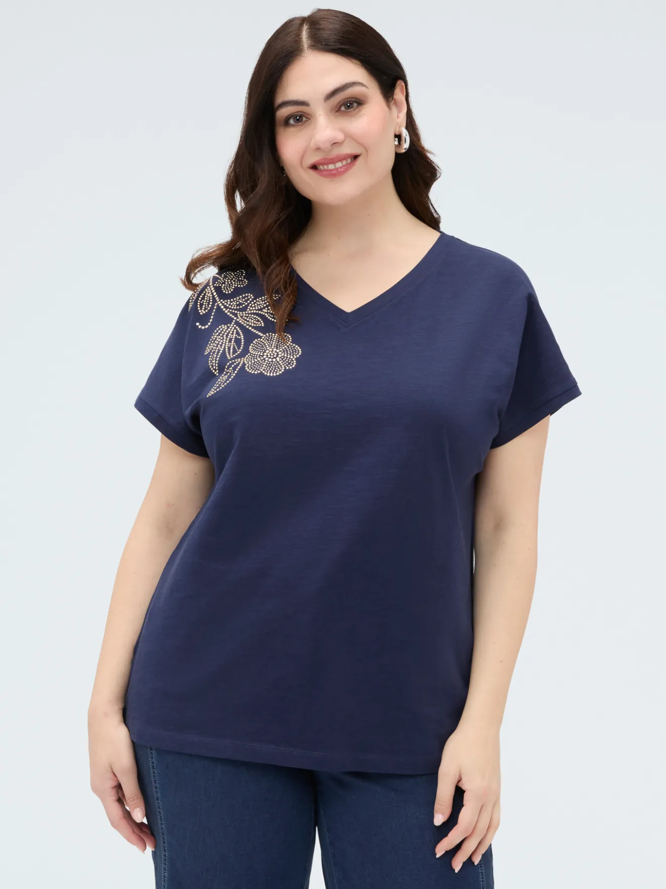 T-shirt in cotone con applicazione floreale