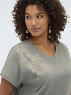 T-shirt in cotone con applicazione floreale