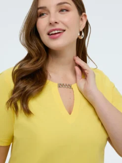 T-shirt in cotone con catenella gold