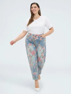 T-shirt in cotone con fiori in perline