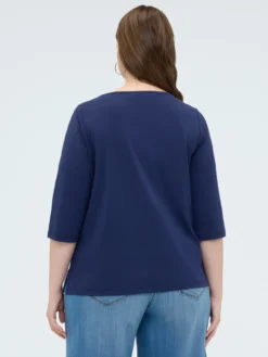 T-shirt in jersey con applicazioni gioiello
